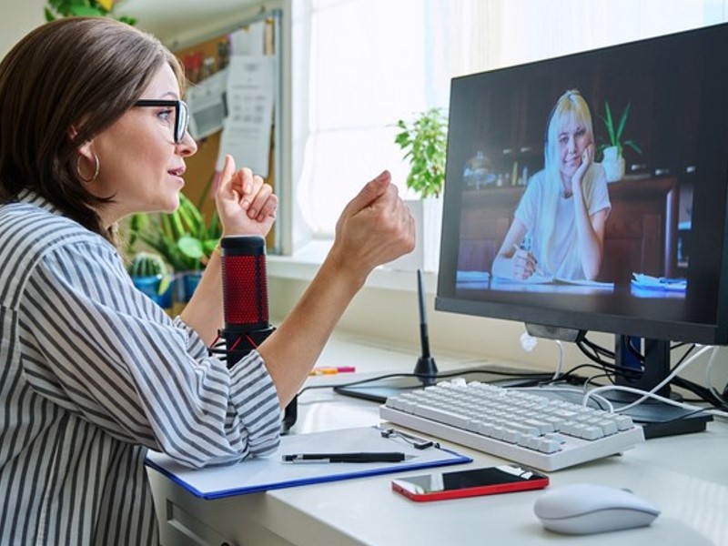 Psihoterapija online ima enake pozitivne rezultate